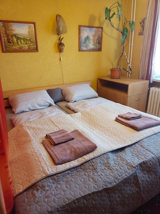 Апартаменты Prijemne Bydleni Na Vylety Po Okoli Клатови Экстерьер фото